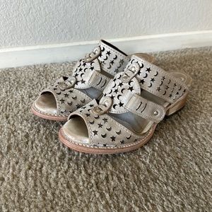 FREEBIRD by Steven Steve Madden Sz 7 leather sandals sun,moon stars, worn once